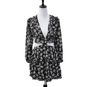 Papaya Boho Cutout Floral Romper Ruffle Long Sleeve Back Lace Up V Neck Size L